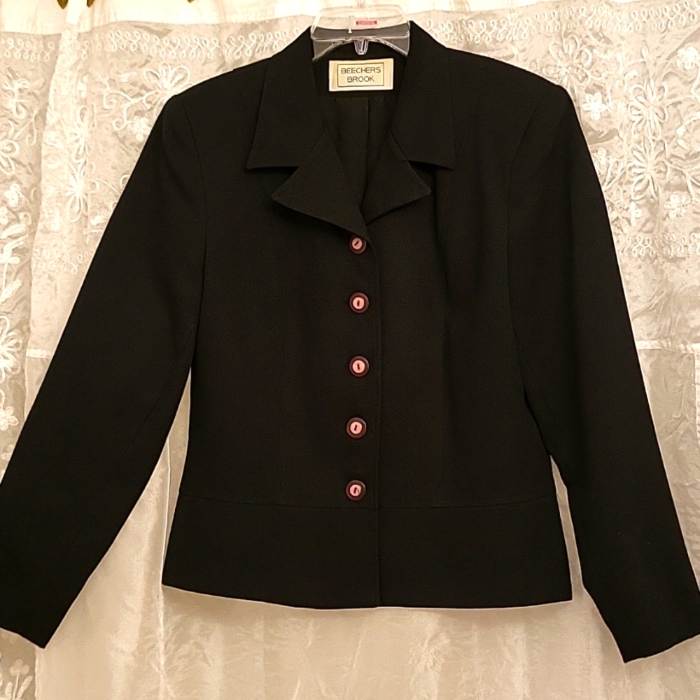 Classic Black Blazer, Tailored Waist, 5-Button, Notched Lapel, 10